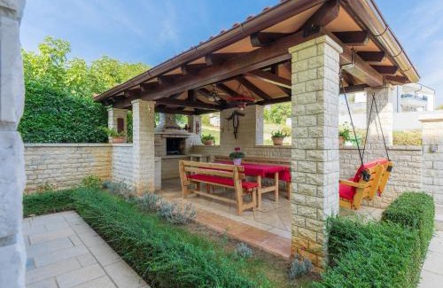 Galizana Apartamento | Apartment Meden by Interhome