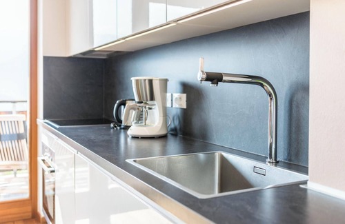 Feldthurns Apartamento | Apartamento 'Melisse Thalerhof' con vistas a la montaña, balcón y Wi-Fi