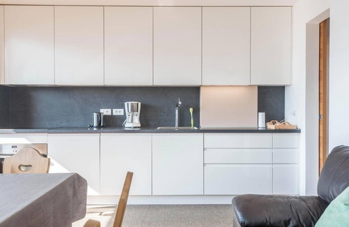 Feldthurns Apartamento | Apartamento 'Melisse Thalerhof' con vistas a la montaña, balcón y Wi-Fi