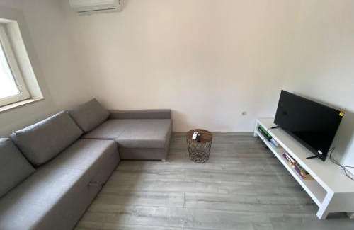 Pavicini Apartamento | Apartment MiA with WIFi and private garden