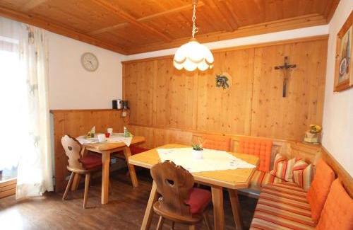 Holdernach Apartamento | Apartment Michaela by Interhome