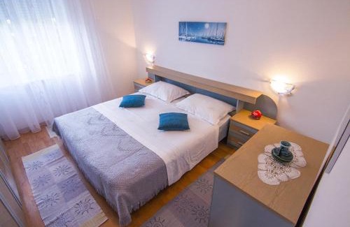 Slatine Apartamento | Apartment Miranda