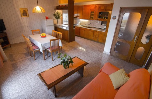 Slatine Apartamento | Apartment Miranda
