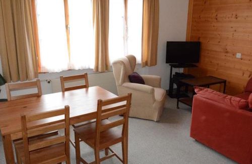 Schoenried Apartamento | Apartment Mireille Nr- 6 by Interhome