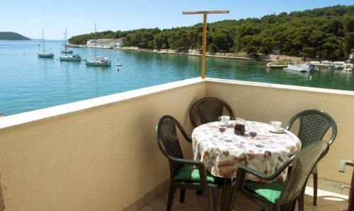 Prvic Luka Apartamento | Apartment Mirni
