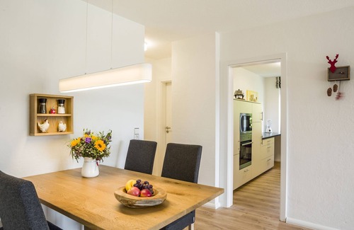 Hoechenschwand Apartamento | Apartamento 'Mit 78qm' con Terraza Privada y Wi-Fi