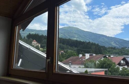 Aldrans Apartamento | Apartment mit Bergblick