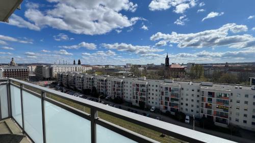 Wilsdruffer Vorstadt/Seevorstadt-West Apartamento | Apartment mit Penthouse Charakter in Dresden