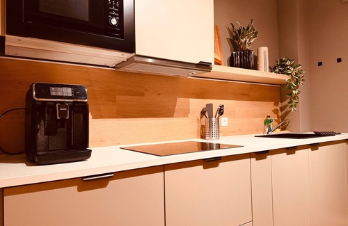 Huenxe Apartamento | Apartamento 'Modernes Design-Apartment Huenxe' con balcón y Wi-Fi
