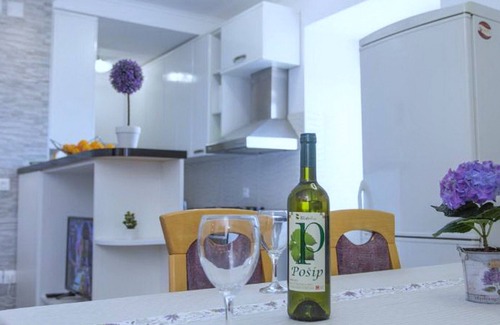 Kobas Apartamento | Apartment Mojaš - Apartamento de dos habitaciones con terraza