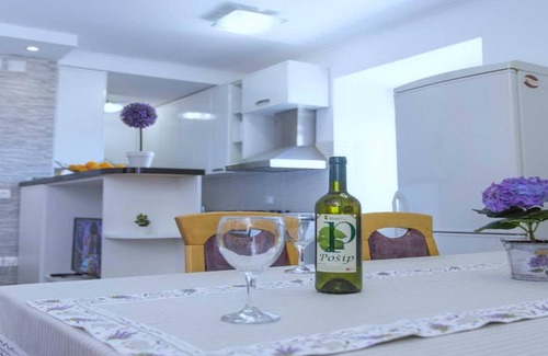 Kobas Apartamento | Apartment Mojaš - Two Bedroom Apartment with Terrace