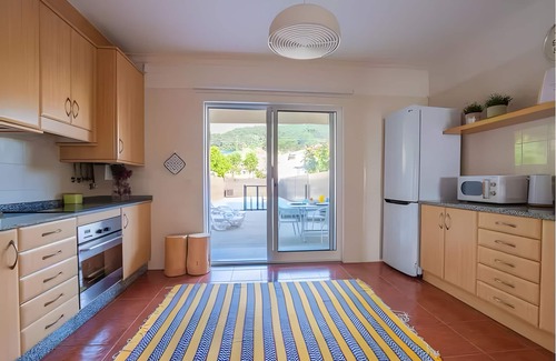 Caminha Apartamento | Apartamento 'Moledo Con Piscina Privada A' con Vista al Mar, Piscina Privada y Wi-Fi