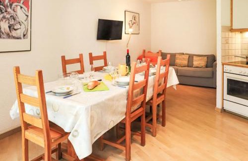 Noveli Apartamento | Apartment Mont-Fort 51 by Interhome