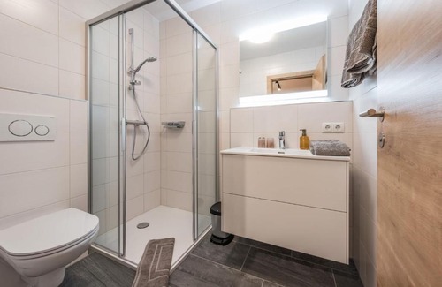 Laimach Apartamento | Apartment Montec-3 by Interhome