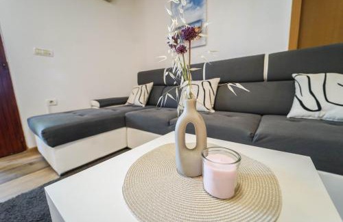 Cezarji Apartamento | Apartment Moon