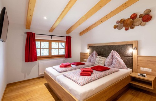 Piesendorf Apartamento | Apartment Mooslehen-2 by Interhome