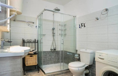 Kardhakata Apartamento | Apartment 'Moulinos Cottages Angeliki' with Shared Terrace, Wi-Fi and Air Conditioning