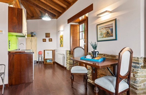 Vegadeo Apartamento | Apartamento 'Mr De Alborada Del Eo' con vistas a la montaña, Wi-Fi y aire acondicionado.