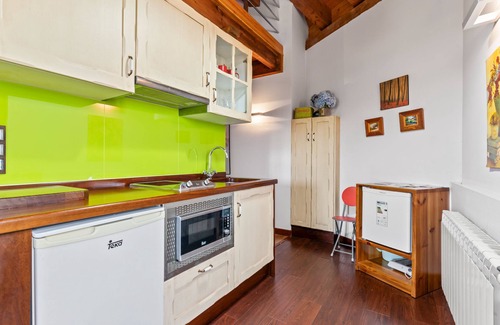 Vegadeo Apartamento | Apartamento 'Mr De Alborada Del Eo' con vistas a la montaña, Wi-Fi y aire acondicionado.