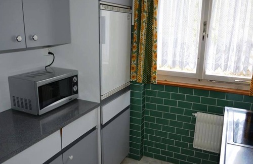 Saanenmoeser Apartamento | Apartamento Mutzli by Interhome