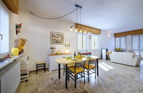 Esino Lario Apartamento | Apartamento 'My Lovely House' con terraza privada, balcón y Wi-Fi