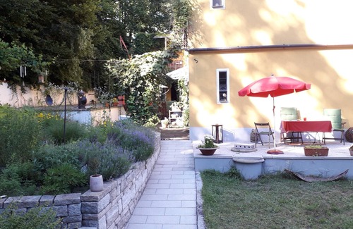 Lauf an der Pegnitz Apartamento | Apartamento cerca del centro en un oasis verde