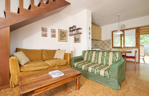 Marina di Castagneto Carducci Apartamento | Apartamento "Bonita casa de vacaciones" con jardín privado
