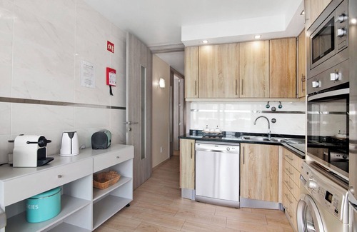 Vila Nova De Cacela Apartamento | Apartamento 'Numar Residence Aa' con piscina compartida, Wi-Fi y aire acondicionado