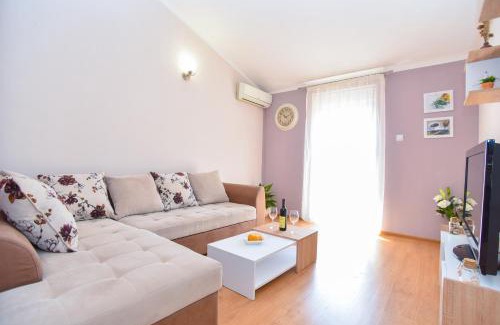 Maini Apartamento | Apartment Nada 01