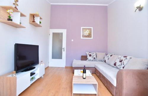 Maini Apartamento | Apartment Nada 01