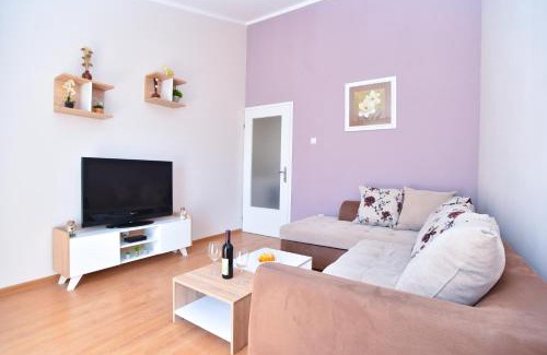 Maini Apartamento | Apartment Nada 01