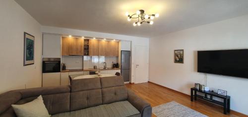 Mostar Old Town Apartamento | Apartment Nadia 3min from Old Bridge with FREE Garage