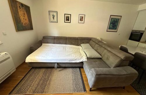 Mostar Old Town Apartamento | Apartment Nadia 3min from Old Bridge with FREE Garage