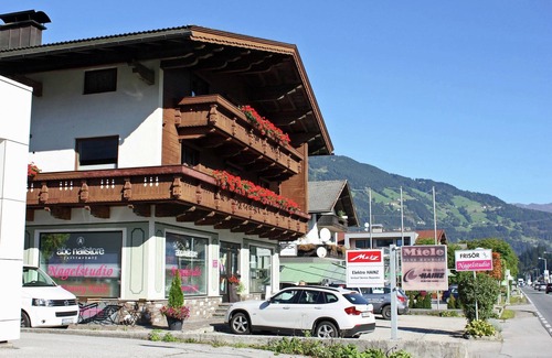 Ramsau im Zillertal Apartamento | Apartamento cerca de la zona de esquí