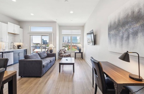Deep Ellum Apartamento | Apartment Near Baylor Med with Pool, Gym, and Parking