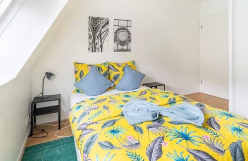 Cergy Apartamento | Apartamento-Moderno-Baño con bañera-Terraza-Cergy by Servall