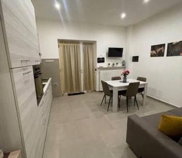 Mozzate Apartamento | Apartment near Como and Milan with private garage