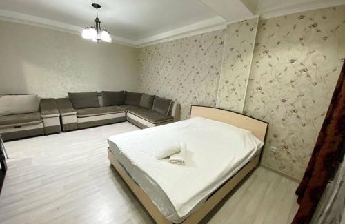 Bishkek Apartamento | apartment near Cosmopark complex
