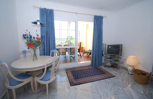 Alhaurín el Grande Apartamento | Apartment Near Beaches
