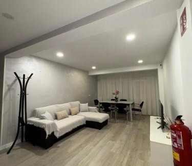 Torrejón de Ardoz Apartamento | Apartment near downtown