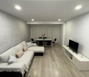 Torrejón de Ardoz Apartamento | Apartment near downtown