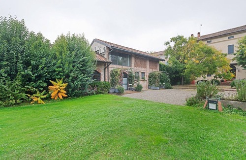 Stagno Lombardo Villa | Apartamento cerca de Cremona en convento