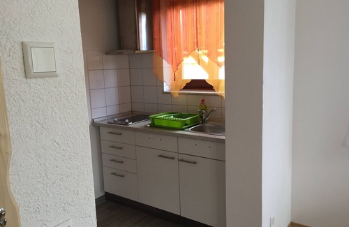 Meckenbeuren Apartamento | Apartamento cerca del lago Constanza, recién renovado