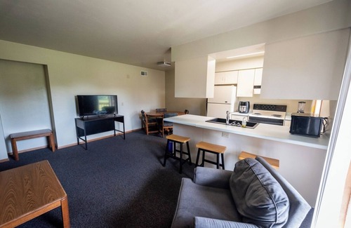 Plymouth Apartamento | Apartment near many locations.