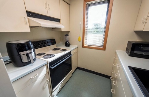 Plymouth Apartamento | Apartment near many locations.