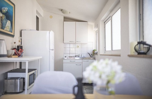 Vrpolje Apartamento | Apartamento cerca de la playa, 2 dormitorios, 2 baños, Makarska