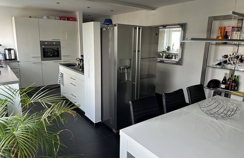 Kaiserslautern Apartamento | Apartment near university, Fraunhofer and hospital