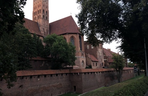 Malbork Apartamento | APARTAMENTO CERCA DEL CASTILLO TEUTÓNICO DEL SIGLO XIII EN MALBORK.