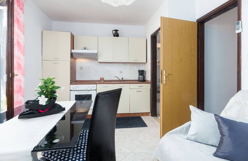 Kosinozici Apartamento | Apartamento Nena by Interhome