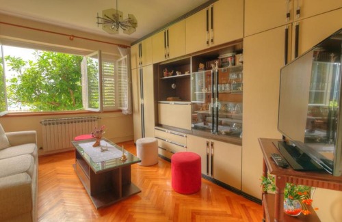 Mlini Apartamento | Apartment Nera